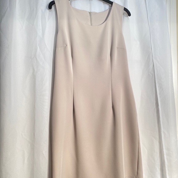 ELEGANT SIGNATURE DRESS SET - Picture 3 of 7